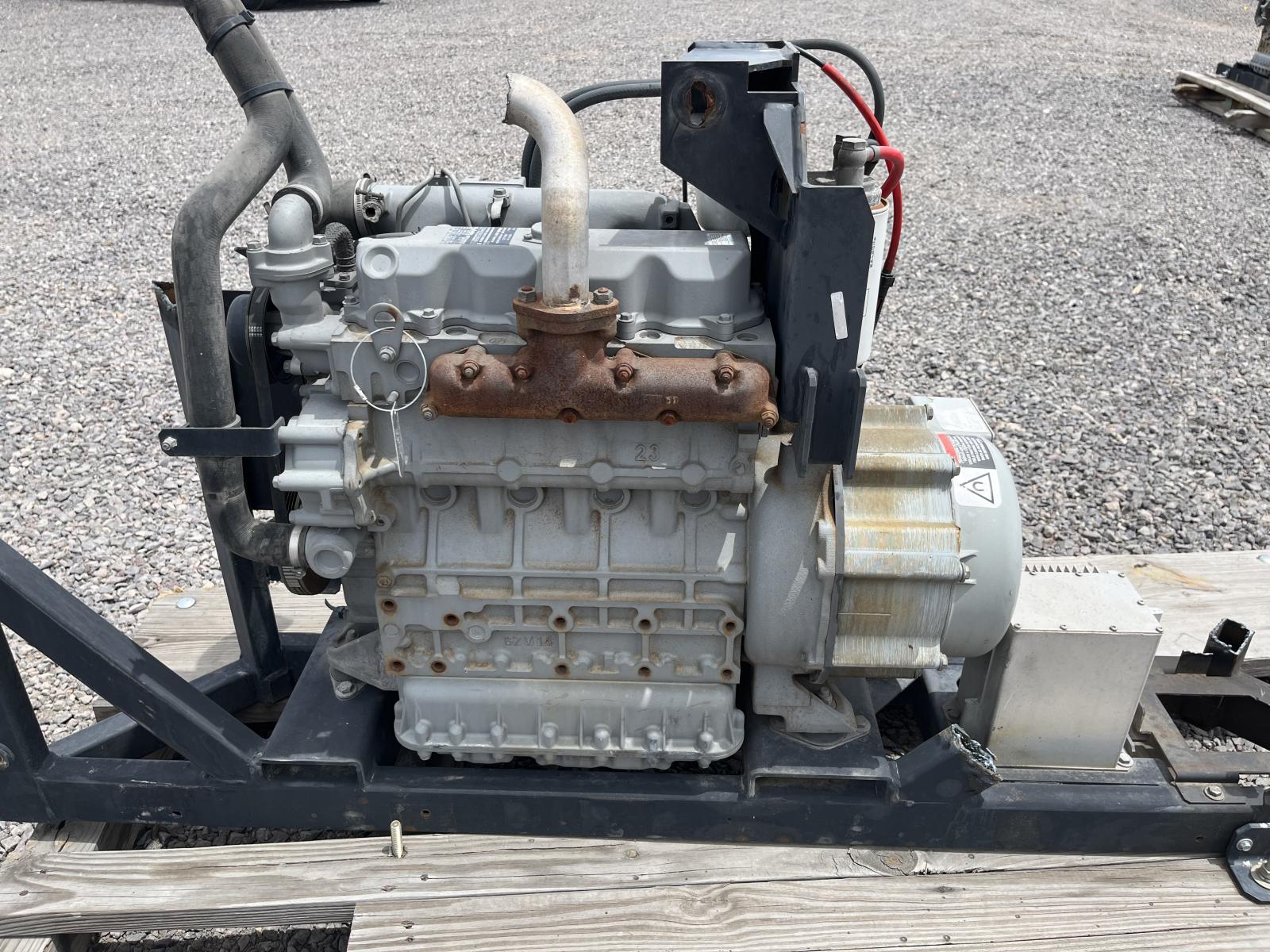 MOTOR KUBOTA V2203